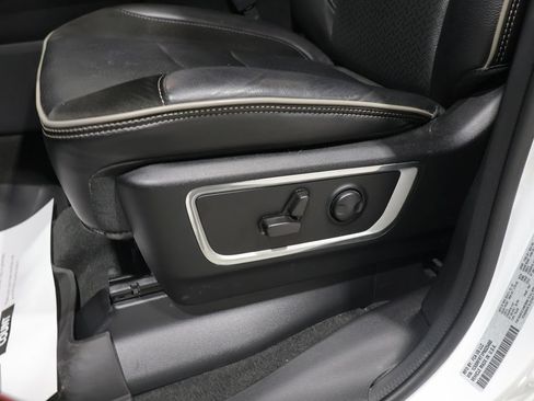 Certified 2023 RAM 1500 Laramie AWD/4WD image 13