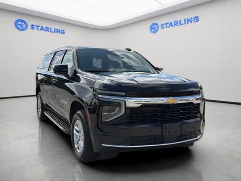Certified 2025 Chevrolet Suburban LS RWD image 14