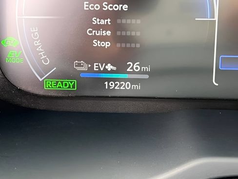 Certified 2024 Toyota RAV4 XSE w/ Weather Package AWD/4WD image 21