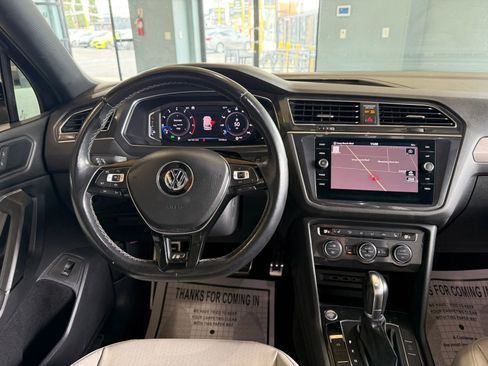 Used 2019 Volkswagen Tiguan SEL Premium R-Line FWD image 14