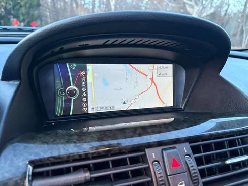 Used 2010 BMW 650i Convertible image 21