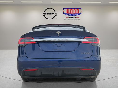 Used 2020 Tesla Model X Long Range AWD/4WD image 3