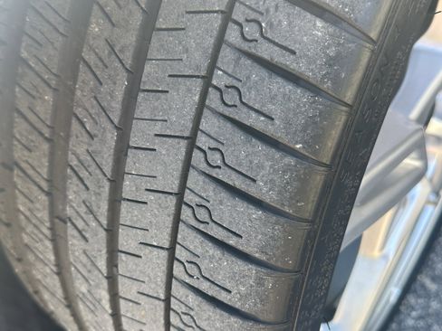 Used 2024 Chevrolet Corvette Stingray Preferred Conv w/ Battery Protection Package image 12