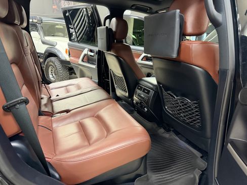Used 2018 Toyota Land Cruiser w/ Carpet Mat Package AWD/4WD image 24