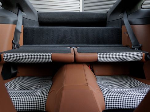 Certified 2023 Porsche 911 Sport Classic image 31