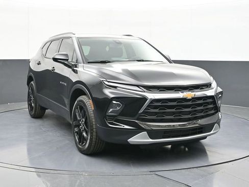 New 2026 Chevrolet Blazer LT w/ Convenience Package image 21