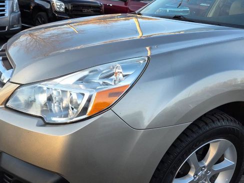 Used 2014 Subaru Outback 2.5i Limited image 22