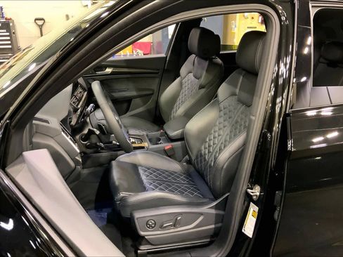 Used 2025 Audi SQ5 Premium Plus AWD/4WD image 8