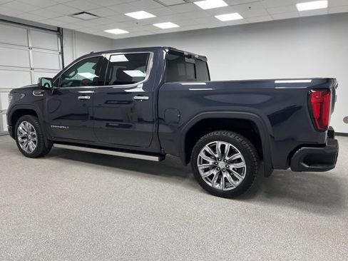 Used 2024 GMC Sierra 1500 Denali w/ Denali Reserve Package AWD/4WD image 7