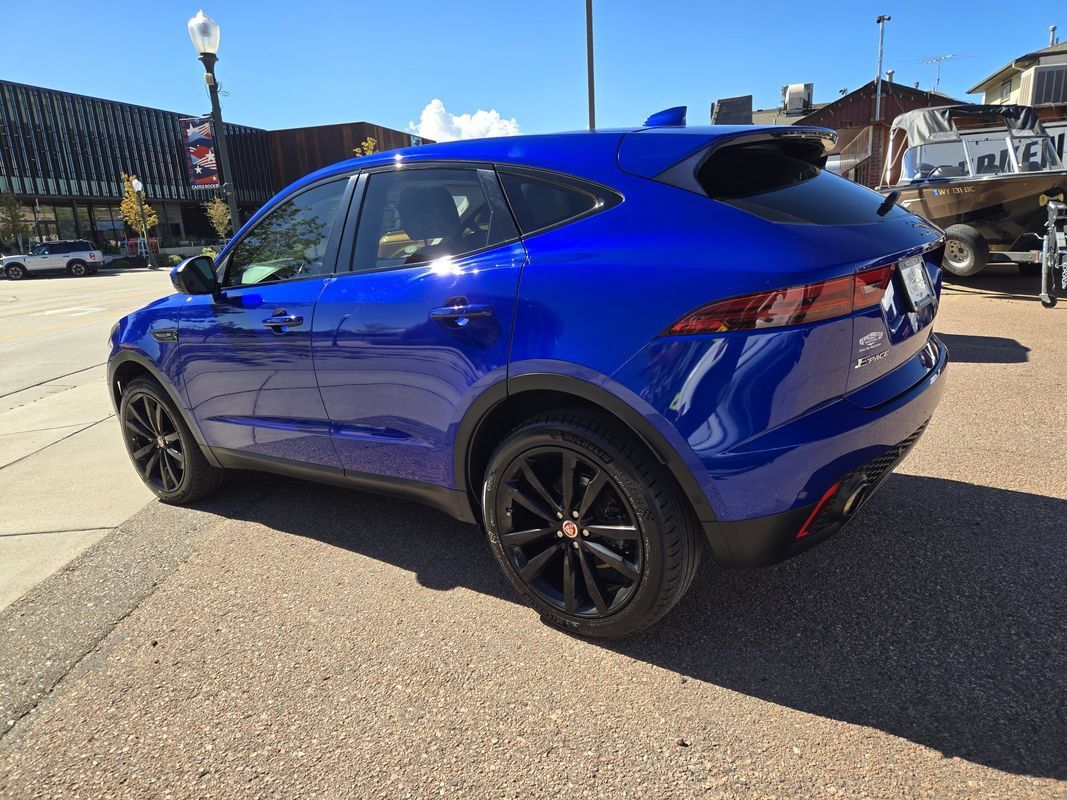 Used 2019 Jaguar E-PACE SE AWD/4WD image 7