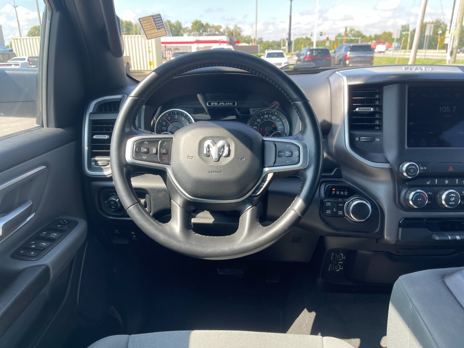 Used 2021 RAM 1500 Big Horn AWD/4WD image 17