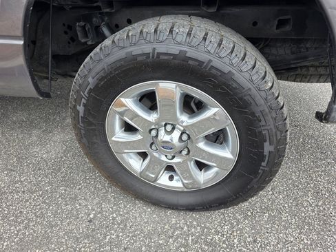 Used 2014 Ford F150 XLT w/ XTR Package image 38
