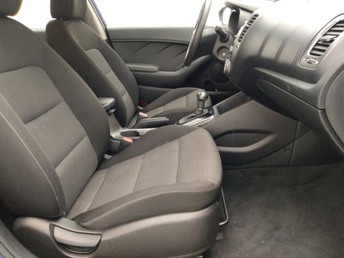 Used 2017 Kia Forte LX image 21