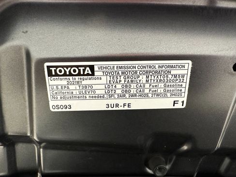 Used 2021 Toyota Tundra TRD Pro AWD/4WD image 5