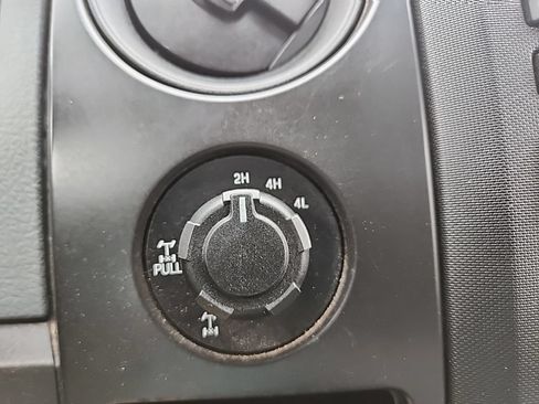 Used 2013 Ford F150 XL w/ Mid Equipment Group AWD/4WD image 20