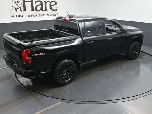 New 2026 Chevrolet Colorado W/T w/ WT Custom Package AWD/4WD image 18