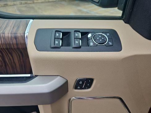 Used 2018 Ford F150 Lariat AWD/4WD image 18
