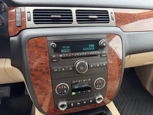 Used 2008 Chevrolet Tahoe LT w/ LT Preferred Equipment Group AWD/4WD image 23