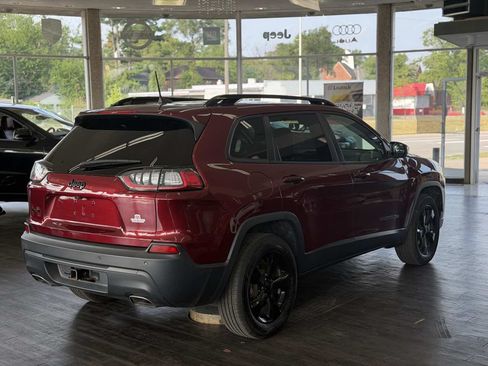 Used 2020 Jeep Cherokee Latitude Plus AWD/4WD image 7
