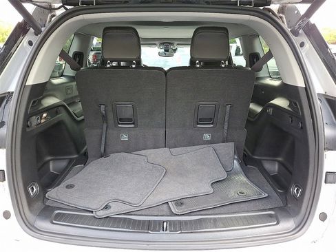 Used 2023 Jeep Grand Cherokee L Limited image 30