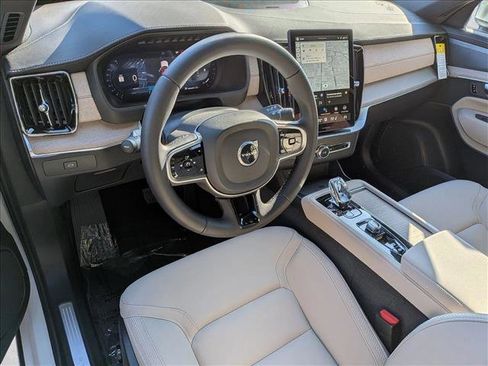 New 2026 Volvo XC90 B6 Plus w/ Protection Package Premier image 3