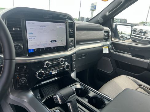 New 2025 Ford F150 Lariat w/ Equipment Group 501A Mid image 29