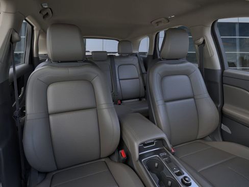 New 2026 Lincoln Corsair Premiere image 32