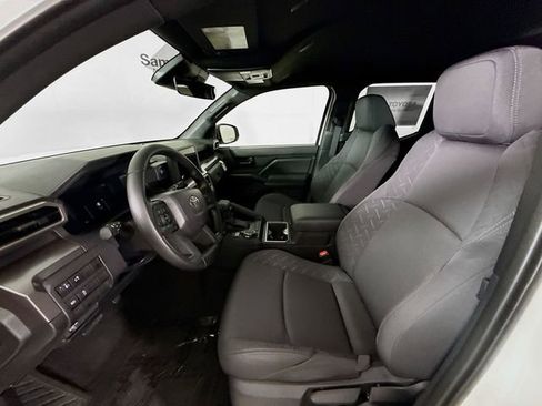 Used 2025 Toyota Tacoma SR5 image 18