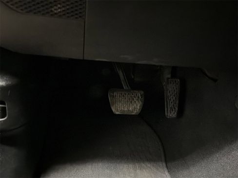 Used 2019 Jeep Wrangler Unlimited Sport S image 33