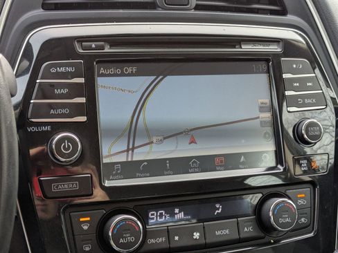 Used 2016 Nissan Maxima SR w/ Midnight Edition image 19