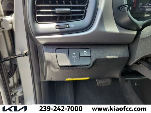Used 2021 Kia Rio LX FWD image 22
