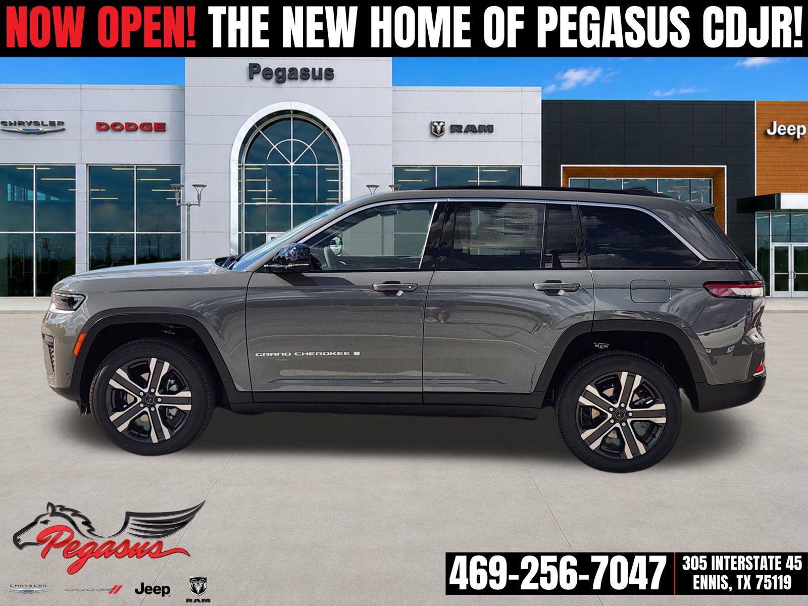 New 2027 Jeep Grand Cherokee Limited w/ Technology Group II AWD/4WD image 3