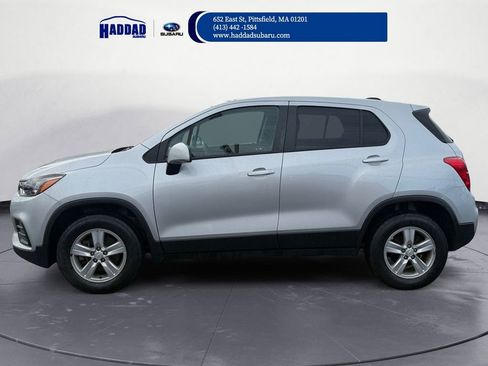 Used 2022 Chevrolet Trax LS w/ Tint and Cruise Package image 3