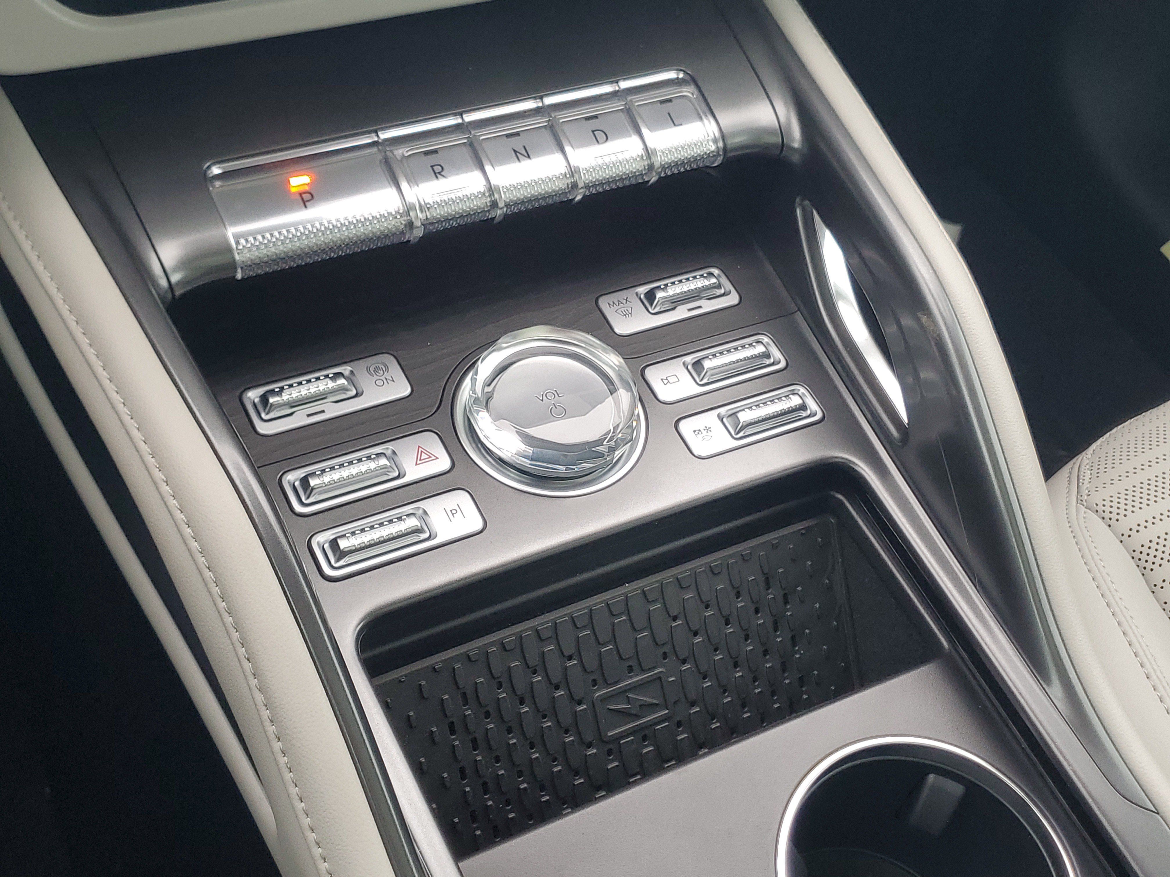 New 2026 Lincoln Nautilus Reserve w/ Jet Appearance Package AWD/4WD image 26