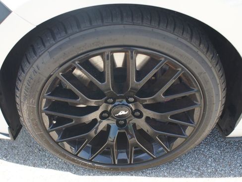 Used 2015 Ford Mustang GT Premium w/ GT Performance Package RWD image 22