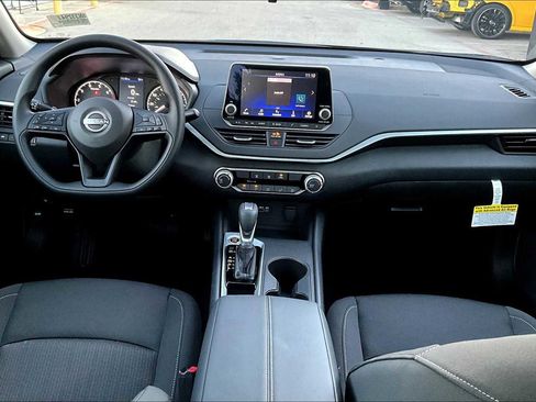 New 2025 Nissan Altima 2.5 S image 5