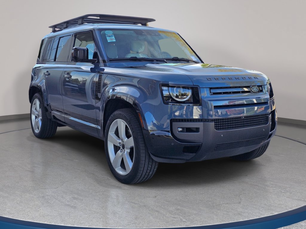 New 2026 Land Rover Defender 110 X-Dynamic SE AWD/4WD image 3
