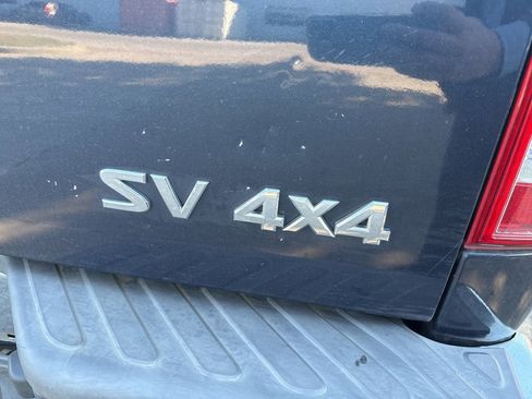 Used 2015 Nissan Frontier SV image 5