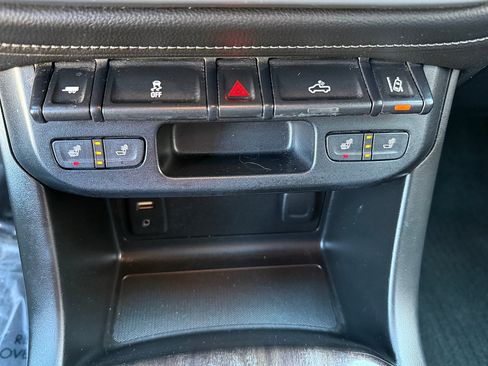 Used 2016 GMC Canyon SLT w/ Driver Alert Package image 25