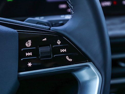 New 2026 Audi Q5 Premium AWD/4WD image 19