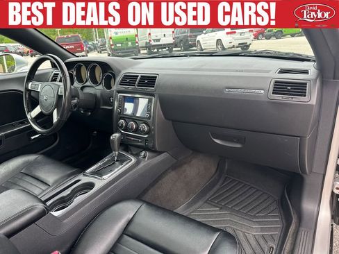 Used 2010 Dodge Challenger R/T RWD image 29