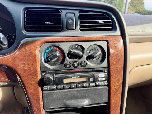 Used 2003 Subaru Outback Wagon AWD/4WD image 18