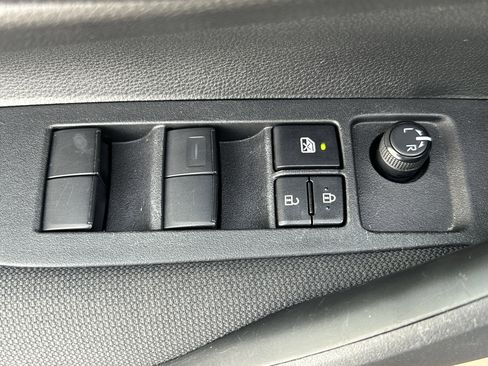 Certified 2023 Toyota Corolla LE image 16