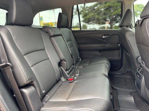 Used 2022 Honda Pilot Special Edition image 11