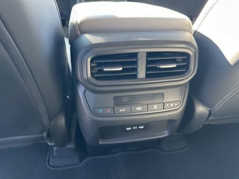 Certified 2025 Honda Pilot EX-L image 16