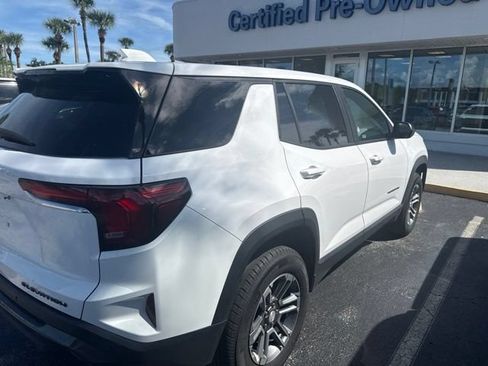 Used 2025 GMC Terrain Elevation AWD/4WD image 11