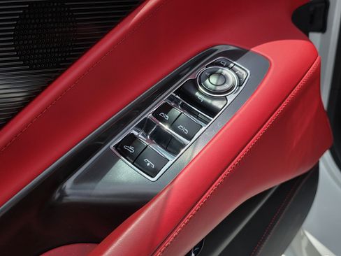 Used 2024 Chevrolet Corvette Stingray Premium Conv w/ Z51 Performance Package RWD image 14