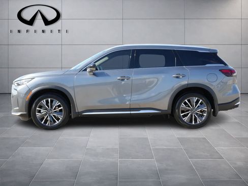 Certified 2026 INFINITI QX60 Luxe w/ Cargo Package AWD/4WD image 4