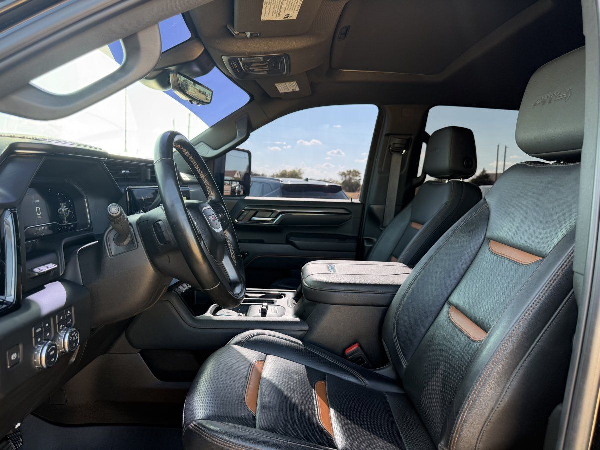 Used 2024 GMC Sierra 2500 AT4 w/ AT4 Premium Plus Package AWD/4WD image 26