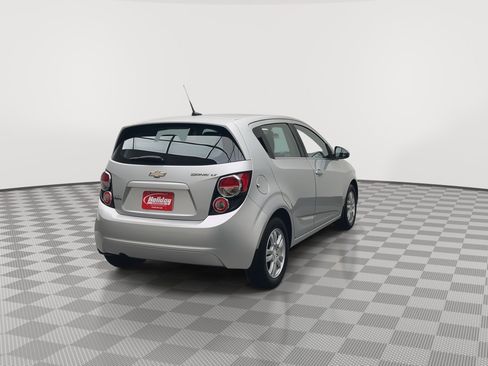 Used 2014 Chevrolet Sonic LT image 28